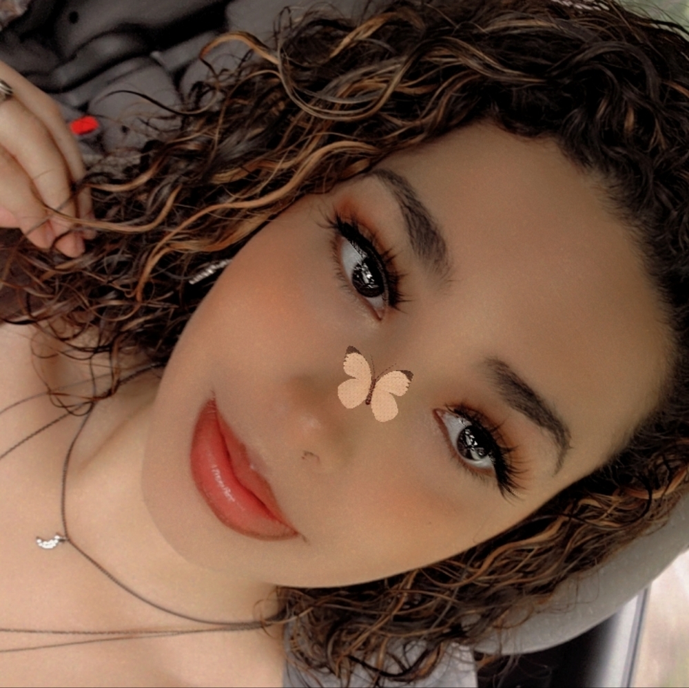 Meet your Posher, Leidy